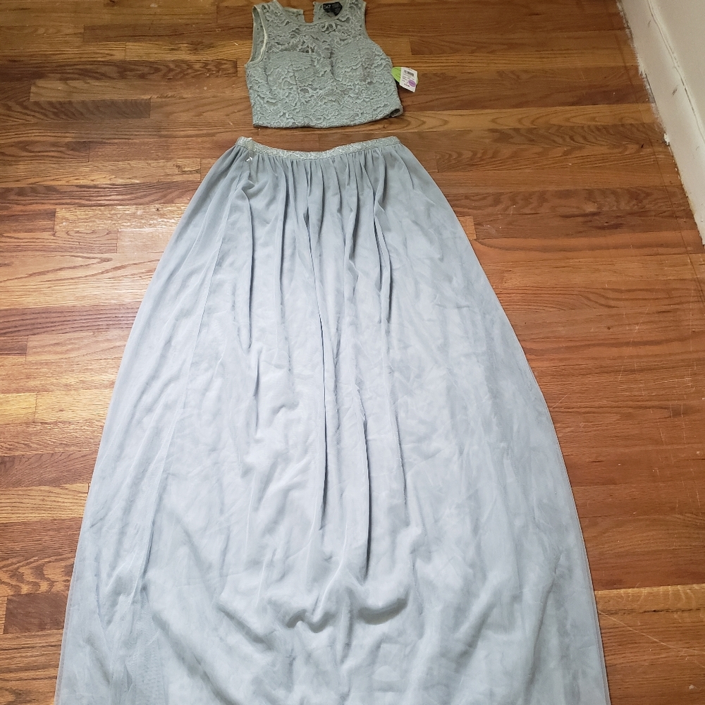 2 peice windsor dress mint